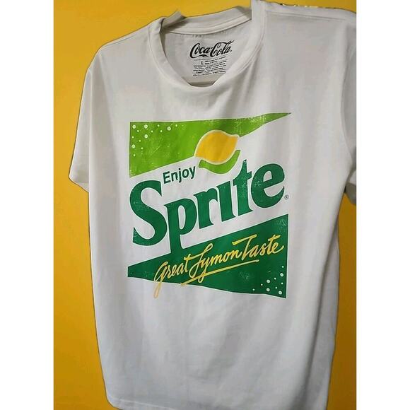 Vintage Style WOMEN'S TEEN ENJOY SPRITE Soda T-shirt SMALL NEW Large A120 - Picture 1 of 4